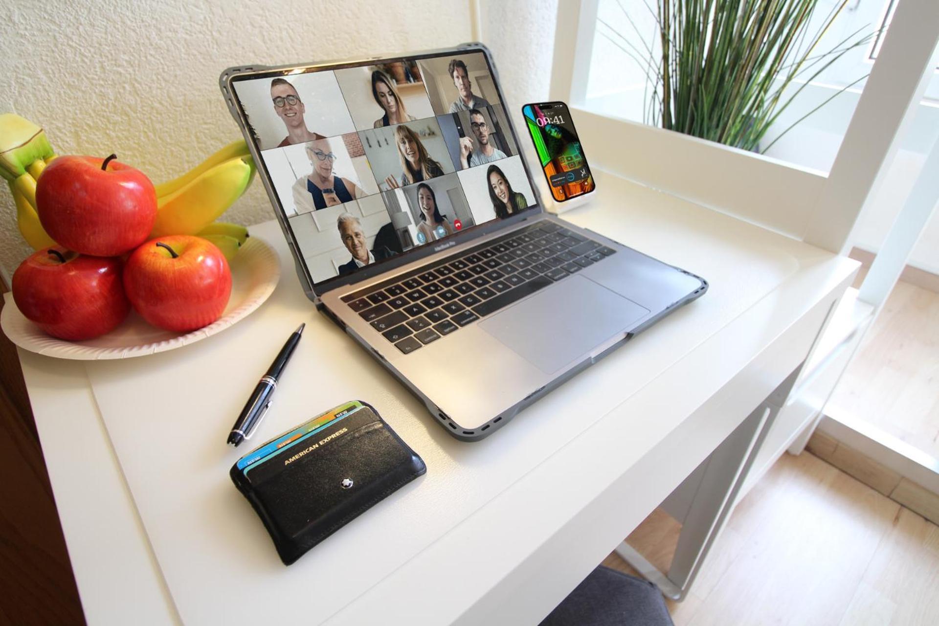 Hotel Ulm Zentrum - Komplettes Zimmer, Hochbett, Android Tv & Eigenem Bad - Perfekt Fuer Familien & Gruppen ภายนอก รูปภาพ