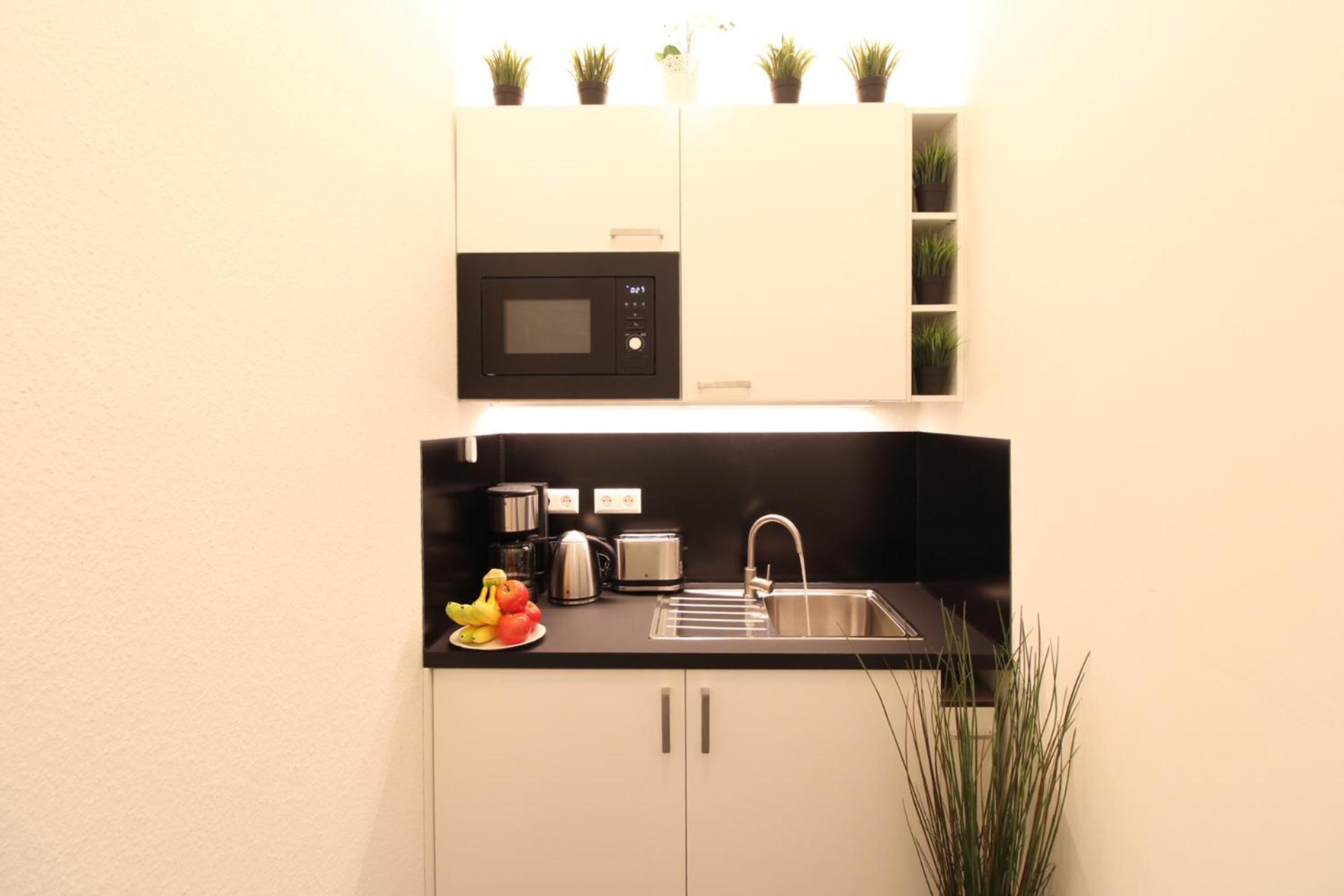Hotel Ulm Zentrum - Komplettes Zimmer, Hochbett, Android Tv & Eigenem Bad - Perfekt Fuer Familien & Gruppen ภายนอก รูปภาพ